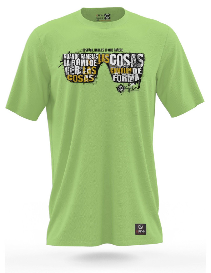Camiseta NADA ES LO QUE PARECE