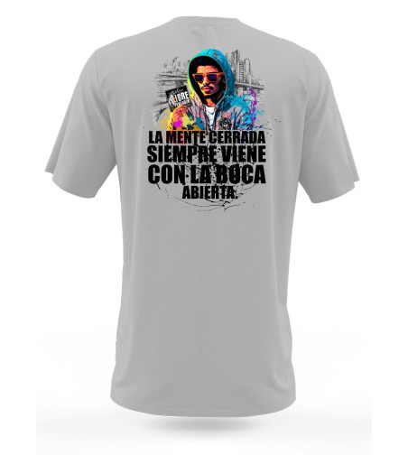 Camiseta MENTE CERRADA, BOCA ABIERTA